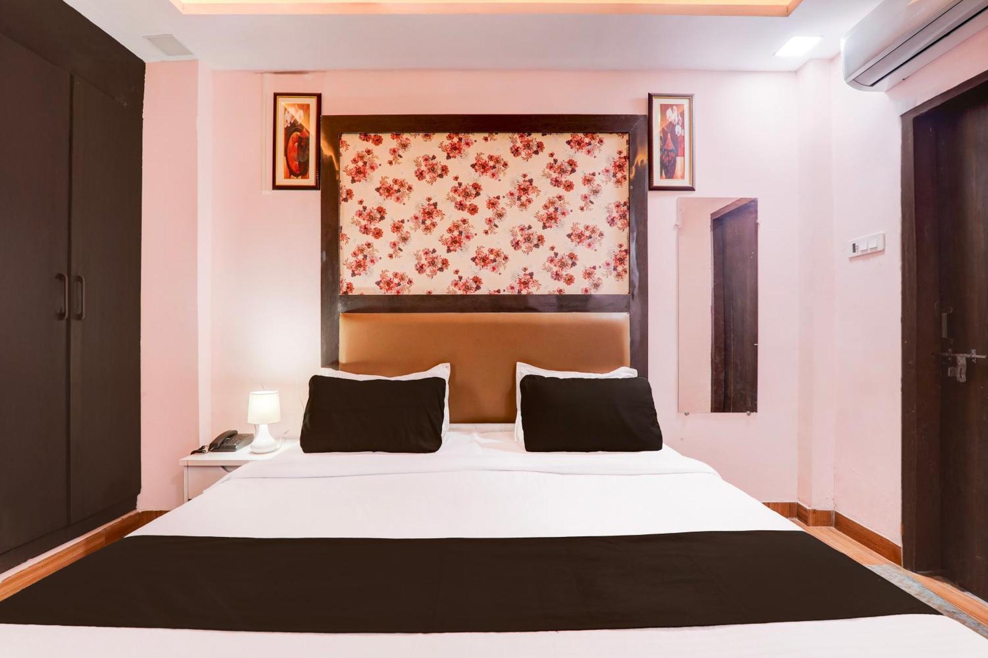 Super Hotel O Bbd Lucknow Formerly 7Th Heaven Chinhat Exterior photo