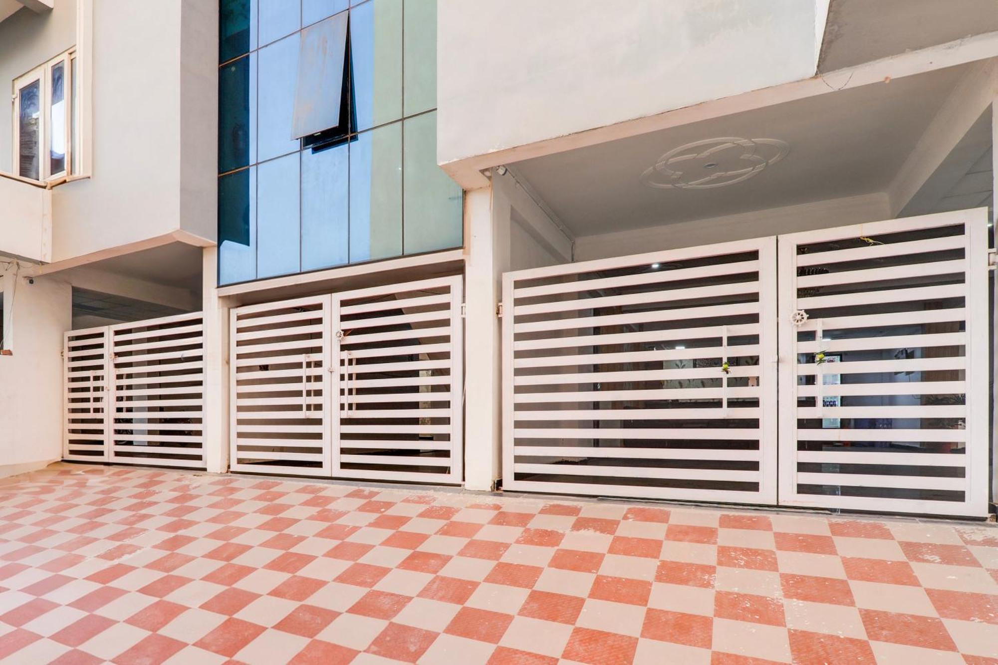 Super Hotel O Bbd Lucknow Formerly 7Th Heaven Chinhat Exterior photo